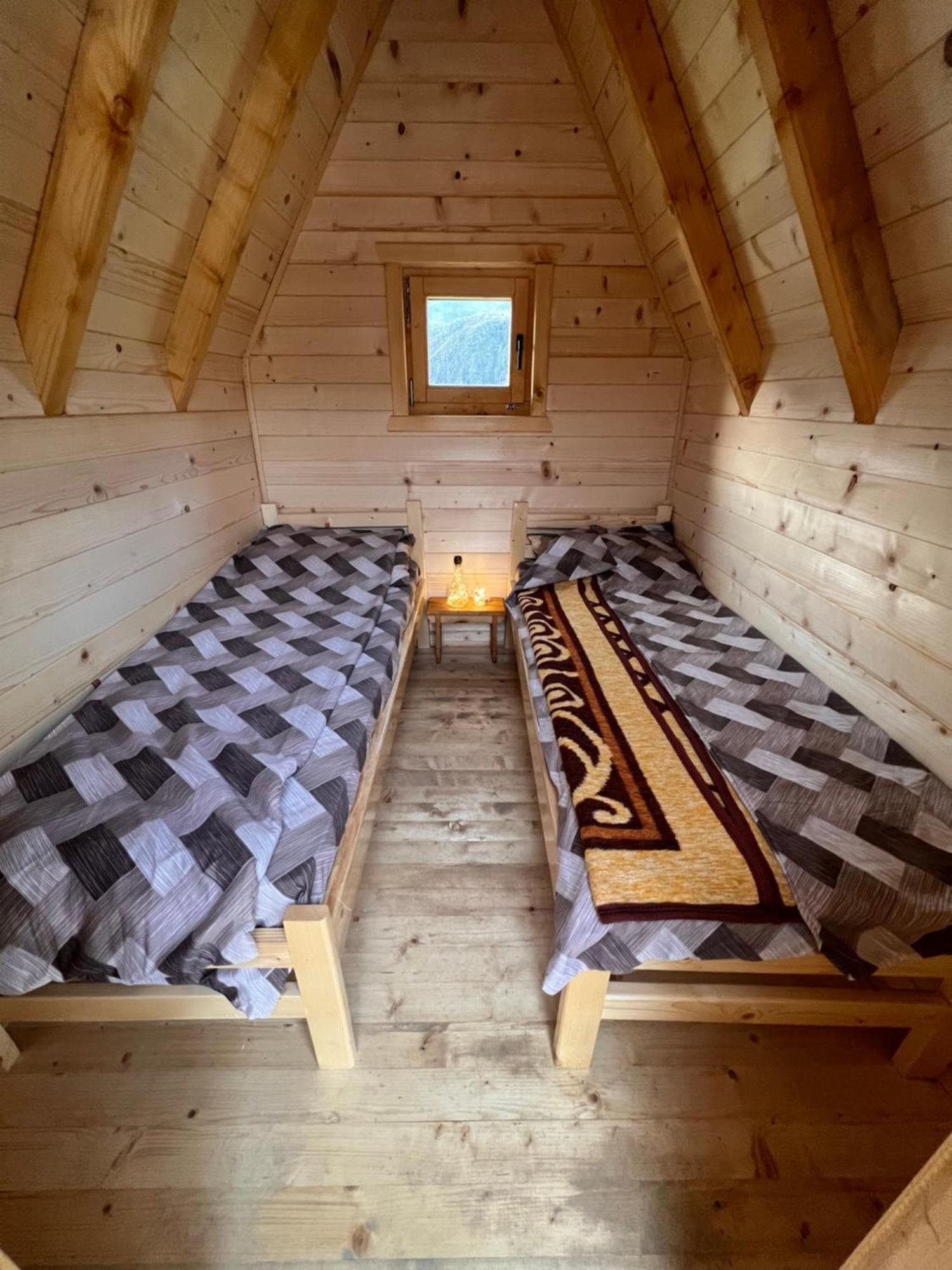 Rural Household Minic - Kapetanovo Jezero Hostel Kolasin Bagian luar foto