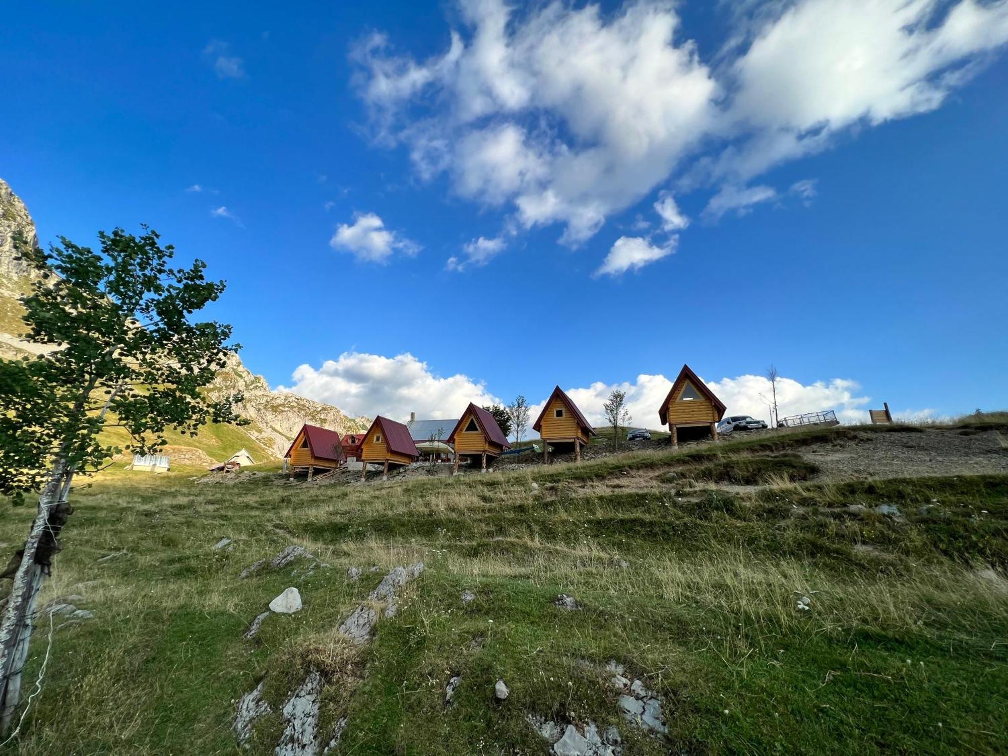 Rural Household Minic - Kapetanovo Jezero Hostel Kolasin Bagian luar foto