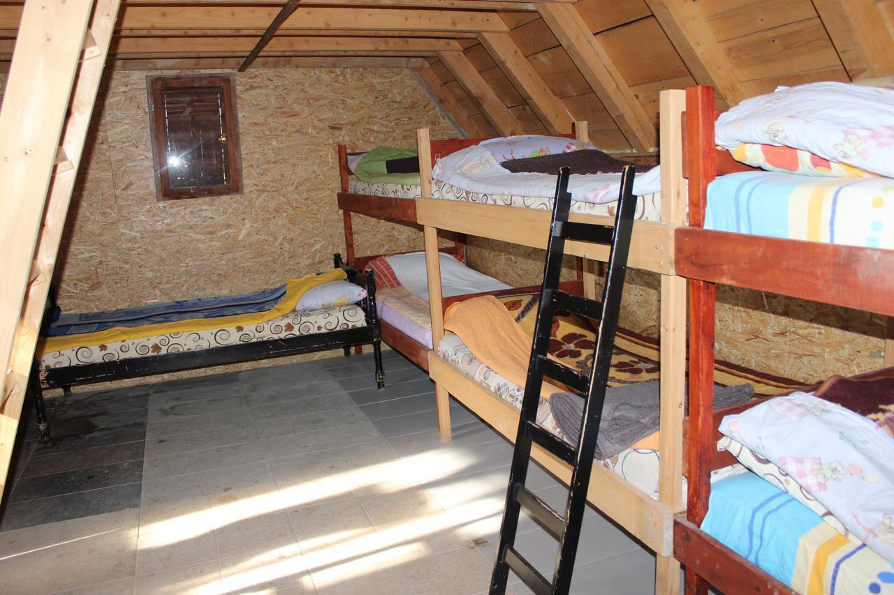 Rural Household Minic - Kapetanovo Jezero Hostel Kolasin Bagian luar foto